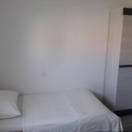 Apartman Sandra Vodice Ngoại thất bức ảnh
