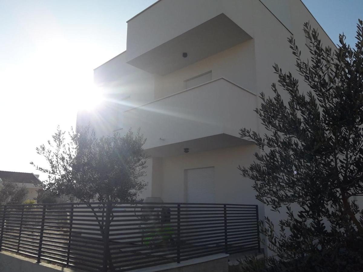 Apartman Sandra Vodice Ngoại thất bức ảnh