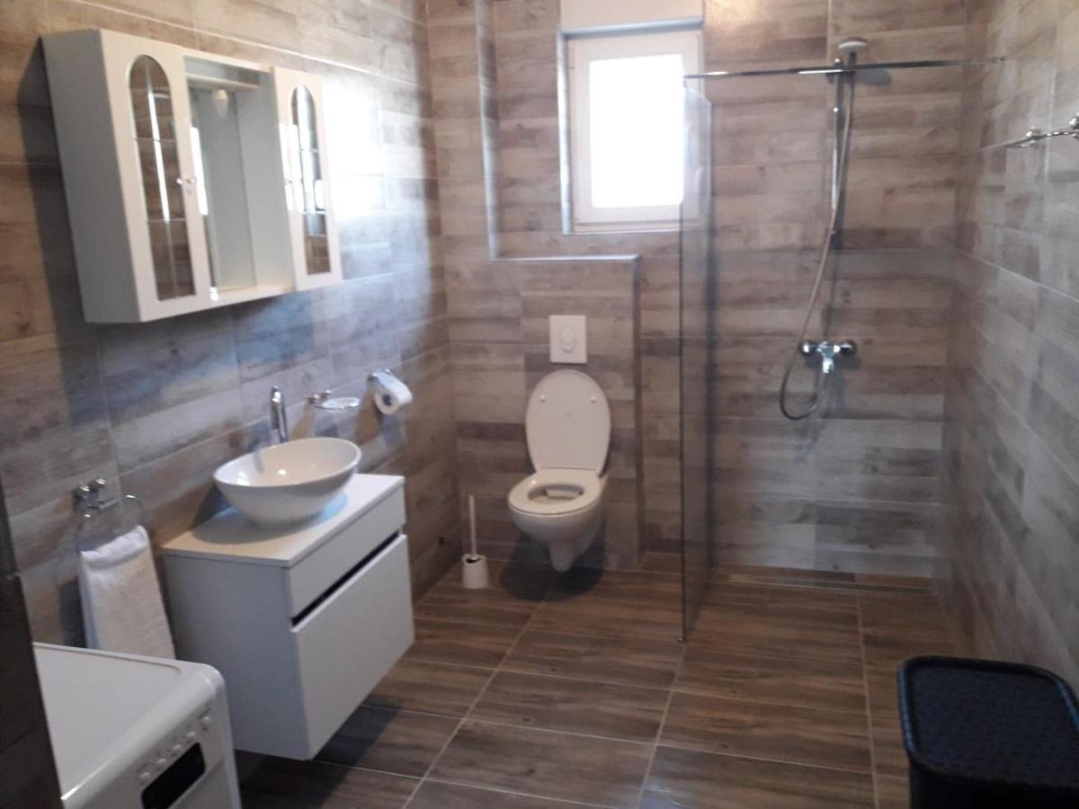 Apartman Sandra Vodice Ngoại thất bức ảnh